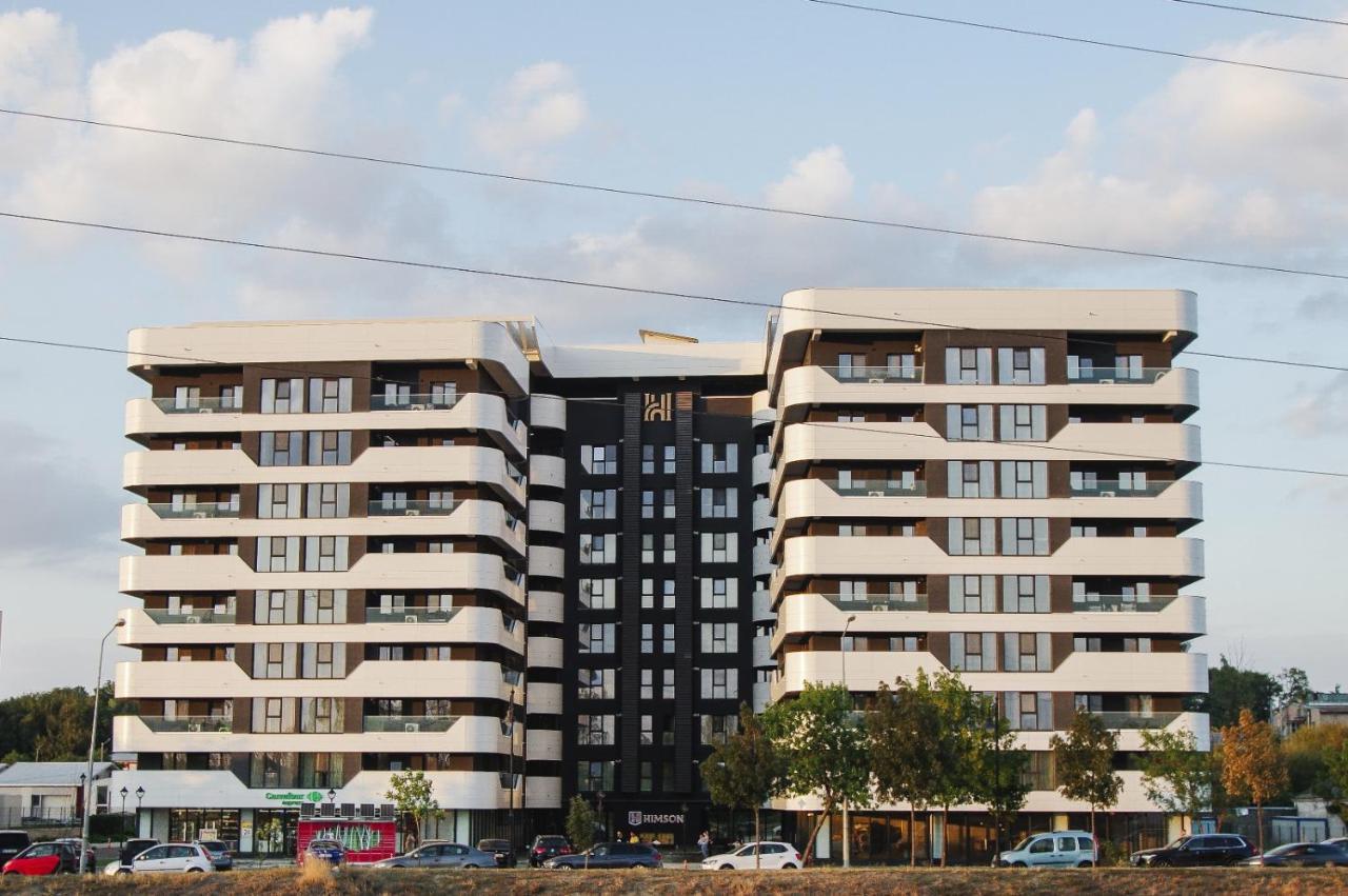 Himson-Beige Apartment Iasi Exteriör bild